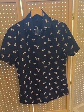 IC COLLECTION Black Short-Sleeve Button-Down Shirt with White Palm Print